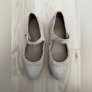 Papanatas Women/Teen Light Pink Knit Pointed Mary Jane Flats Size 38